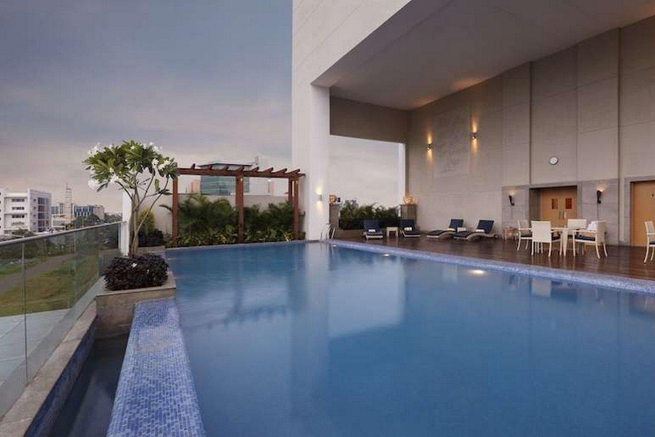 Lemon Tree Hotel, Gachibowli, Hyderabad Bagian luar foto