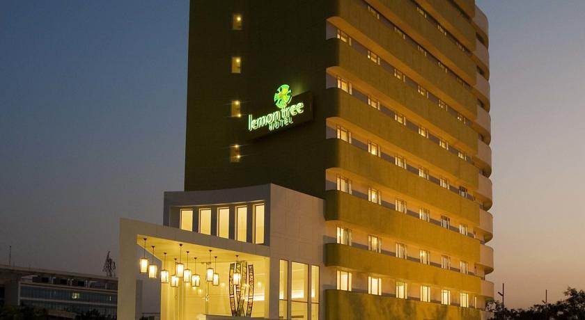 Lemon Tree Hotel, Gachibowli, Hyderabad Bagian luar foto