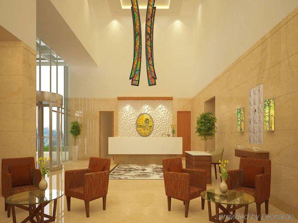Lemon Tree Hotel, Gachibowli, Hyderabad Bagian luar foto